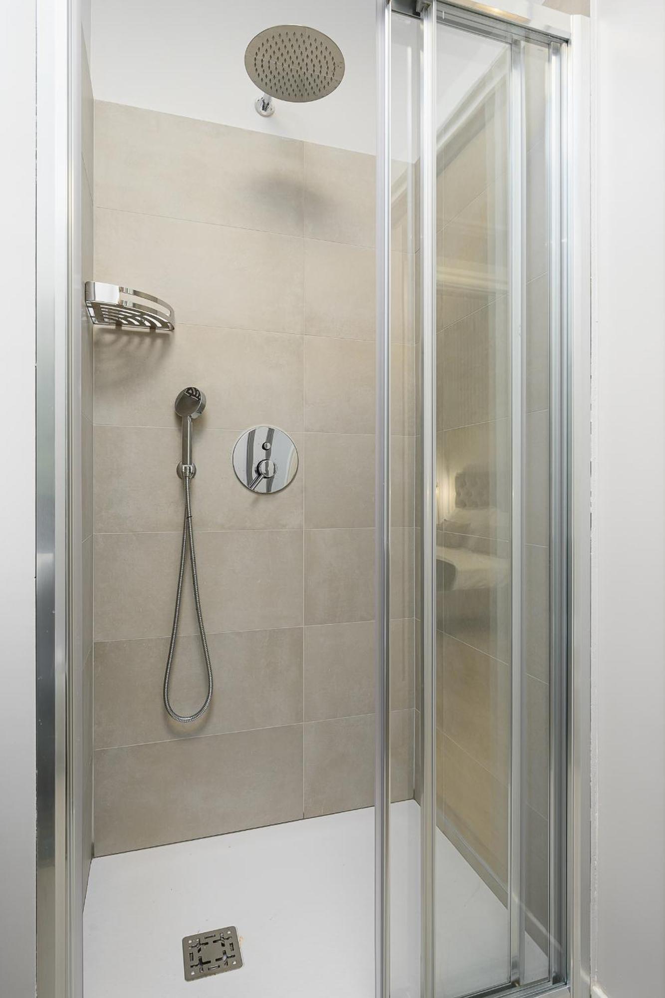 מילאנו Suites In Porta Garibaldi & Chinatown - City Center Well Connected מראה חיצוני תמונה